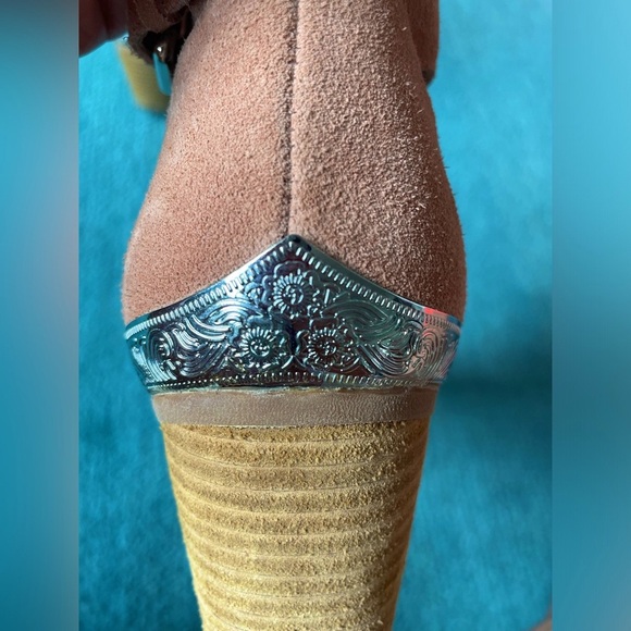 Jeffrey Campbell Woodruff suede cutout bootie | Blush | 9 - Picture 8 of 14